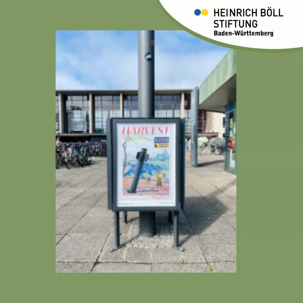 Kunstplakat im öffentlichen Raum